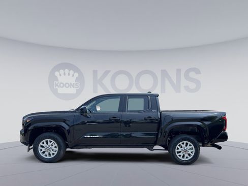 New 2025 Toyota Tacoma SR5 image 2