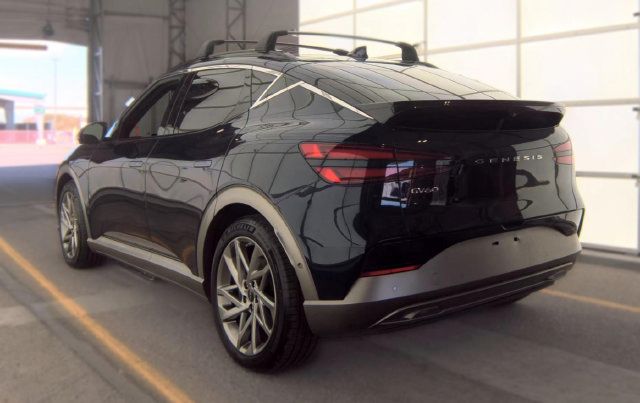 Used 2025 Genesis GV60 Advanced AWD/4WD image 4