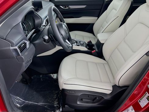 New 2025 MAZDA CX-5 AWD 2.5 S w/ Premium Plus Pkg image 3