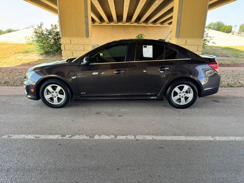 Used 2016 Chevrolet Cruze LT w/ RS Package FWD image 6