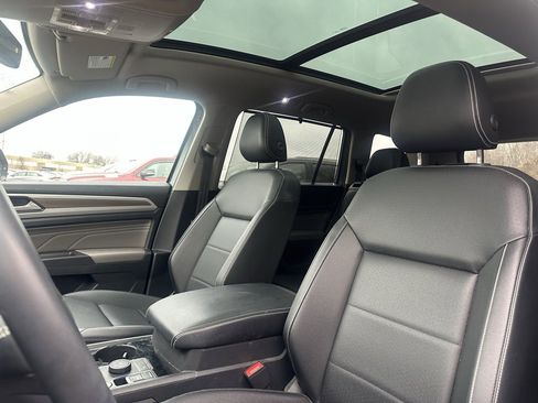 Used 2023 Volkswagen Atlas SEL image 26