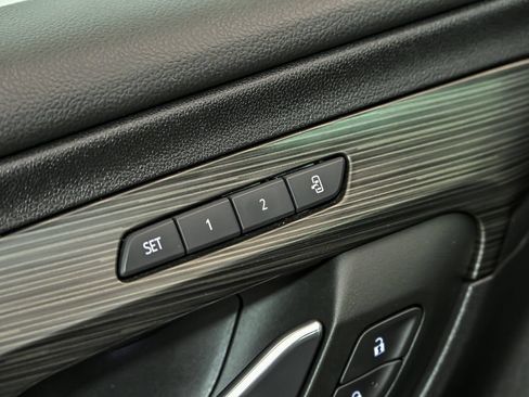 Used 2023 GMC Terrain SLT w/ Elevation Edition AWD/4WD image 11
