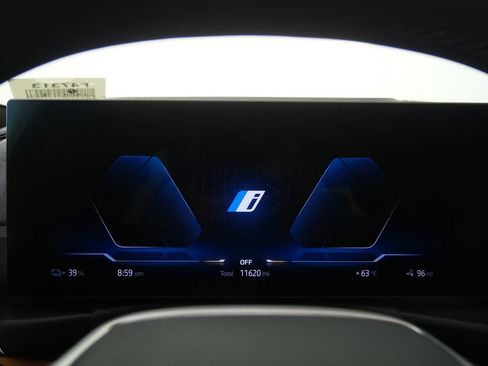 Certified 2025 BMW i4 eDrive40 RWD image 19