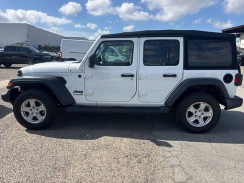 Used 2022 Jeep Wrangler Unlimited Sport AWD/4WD image 8