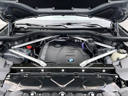 Used 2025 BMW X5 xDrive40i image 33