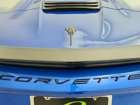 Used 2023 Chevrolet Corvette Stingray Premium Conv w/ Stealth Interior Trim Package RWD image 23