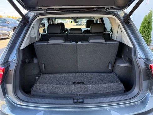 Certified 2020 Volkswagen Tiguan SEL image 30