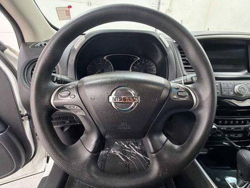 Used 2015 Nissan Pathfinder S FWD image 16