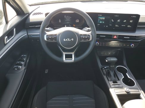 New 2026 Kia K5 LXS image 29
