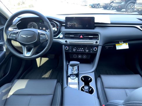 New 2026 Genesis G70 2.5T image 2