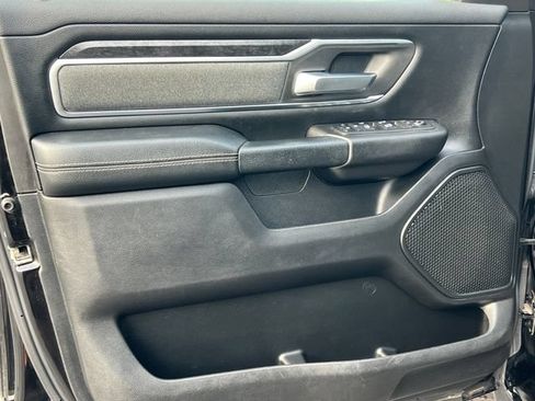 Used 2019 RAM 1500 Big Horn AWD/4WD image 16