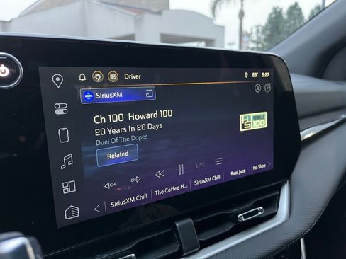 Used 2025 Chevrolet Equinox LT image 21