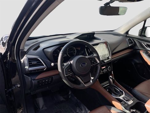 Used 2024 Subaru Forester Touring w/ Pop Package 2 image 9