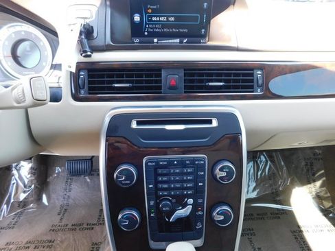 Used 2012 Volvo XC70 T6 AWD/4WD image 21