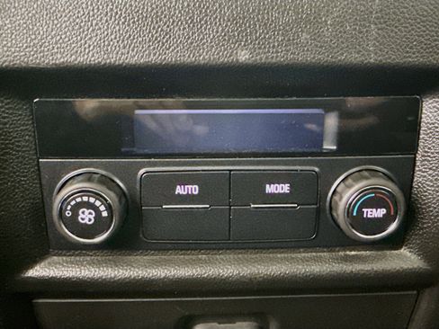 Used 2019 Chevrolet Traverse LS FWD image 26