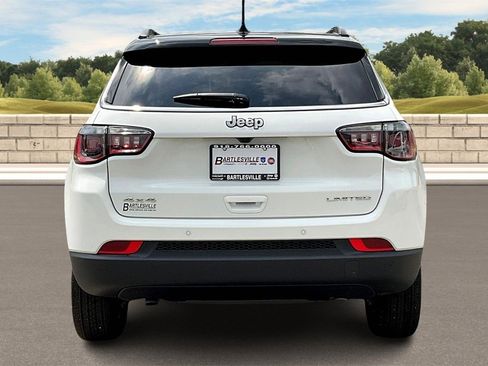 New 2025 Jeep Compass Limited image 4