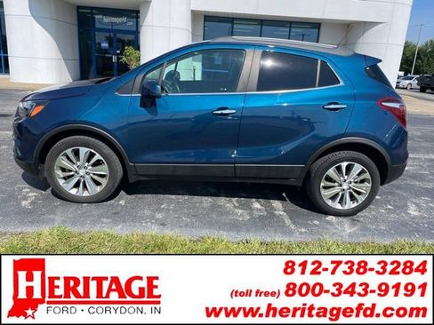 Used 2020 Buick Encore Preferred w/ Safety Package AWD/4WD image 1