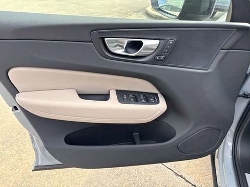 New 2026 Volvo XC60 B5 Plus w/ Climate Package image 21