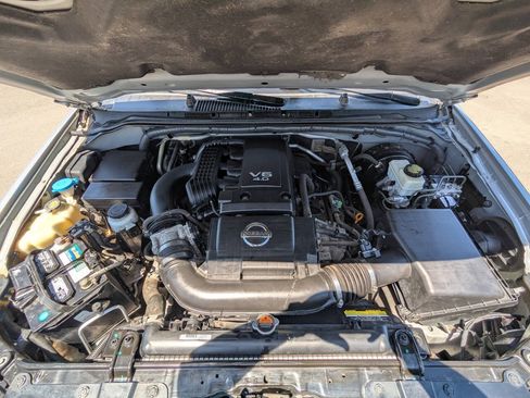 Used 2017 Nissan Frontier SV AWD/4WD image 26