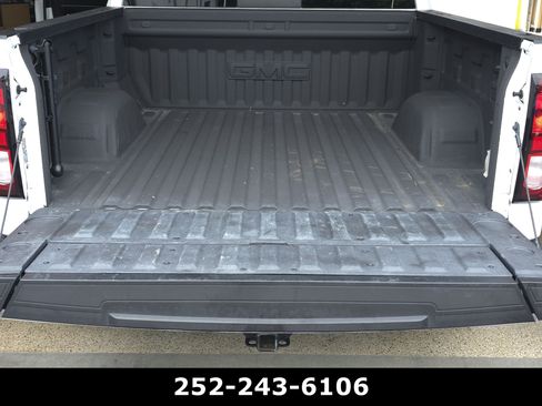 Used 2022 GMC Sierra 1500 Elevation w/ Elevation Premium Package AWD/4WD image 27