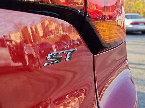 Certified 2023 Buick Encore GX Select w/ Experience Buick Package image 24