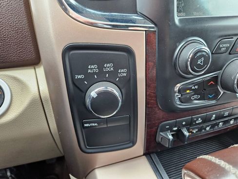 Used 2013 RAM 1500 Laramie Longhorn w/ Convenience Group AWD/4WD image 30