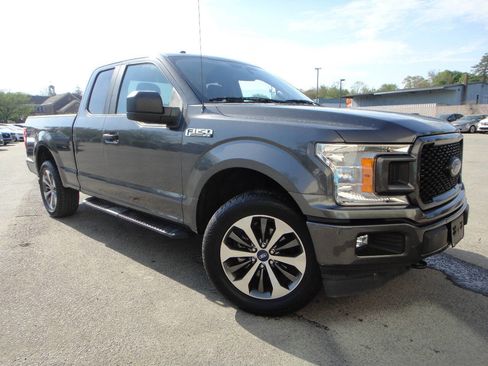 Used 2019 Ford F150 XL w/ Equipment Group 101A Mid AWD/4WD image 3