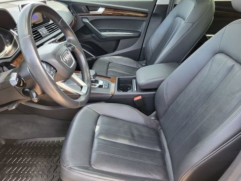 Used 2020 Audi Q5 2.0T Premium Plus w/ Premium Plus Package AWD/4WD image 12