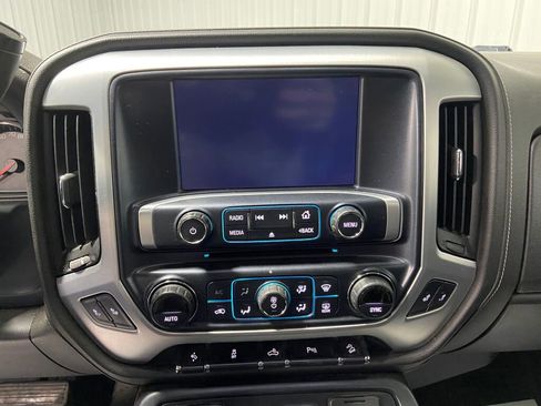 Used 2018 GMC Sierra 1500 SLT w/ SLT Premium Package image 11