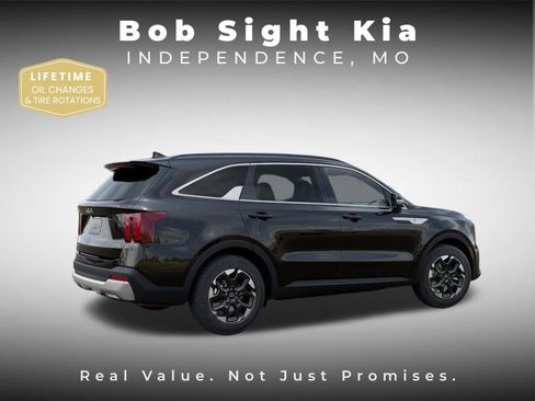 New 2026 Kia Sorento S w/ S Panoramic Sunroof Package image 6