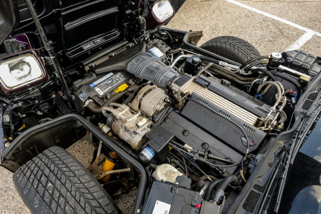 Used 1993 Chevrolet Corvette Coupe RWD image 39