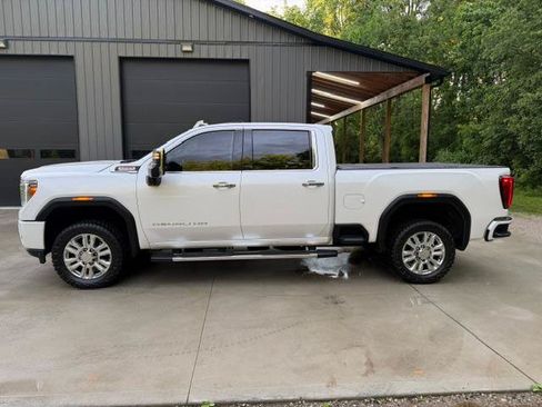 Used 2020 GMC Sierra 2500 Denali w/ Denali Ultimate Package AWD/4WD image 2
