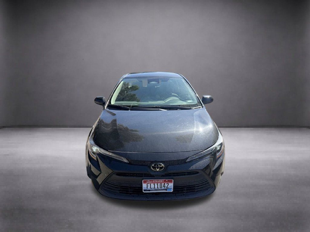 Used 2024 Toyota Corolla LE FWD image 6