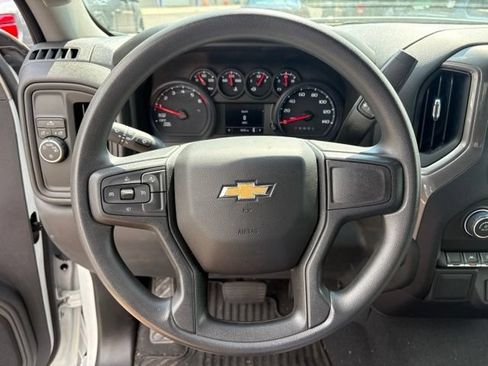 Used 2023 Chevrolet Silverado 1500 Custom RWD image 10