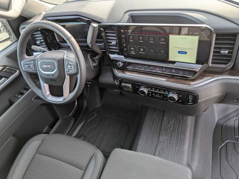 New 2026 GMC Sierra 1500 Elevation image 11