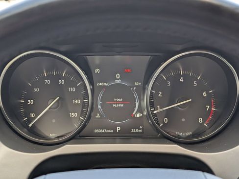 Used 2018 Land Rover Range Rover Evoque SE AWD/4WD image 14