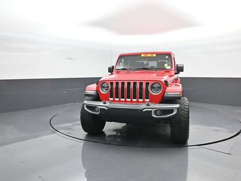 Used 2020 Jeep Gladiator Overland AWD/4WD image 4