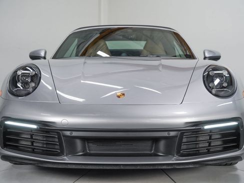 Used 2023 Porsche 911 Carrera 4S AWD/4WD image 15
