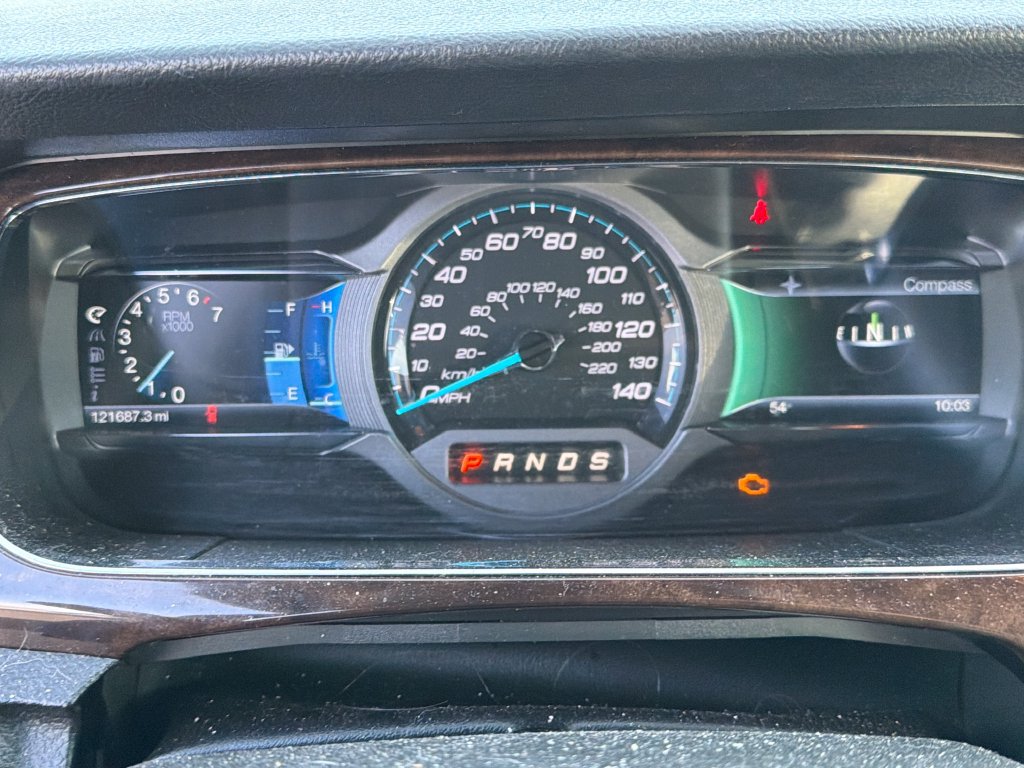Used 2013 Ford Taurus Limited FWD image 12