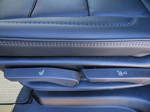 New 2026 GMC Yukon XL Denali image 17