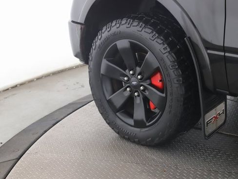 Used 2014 Ford F150 FX4 w/ Equipment Group 402A Luxury image 13