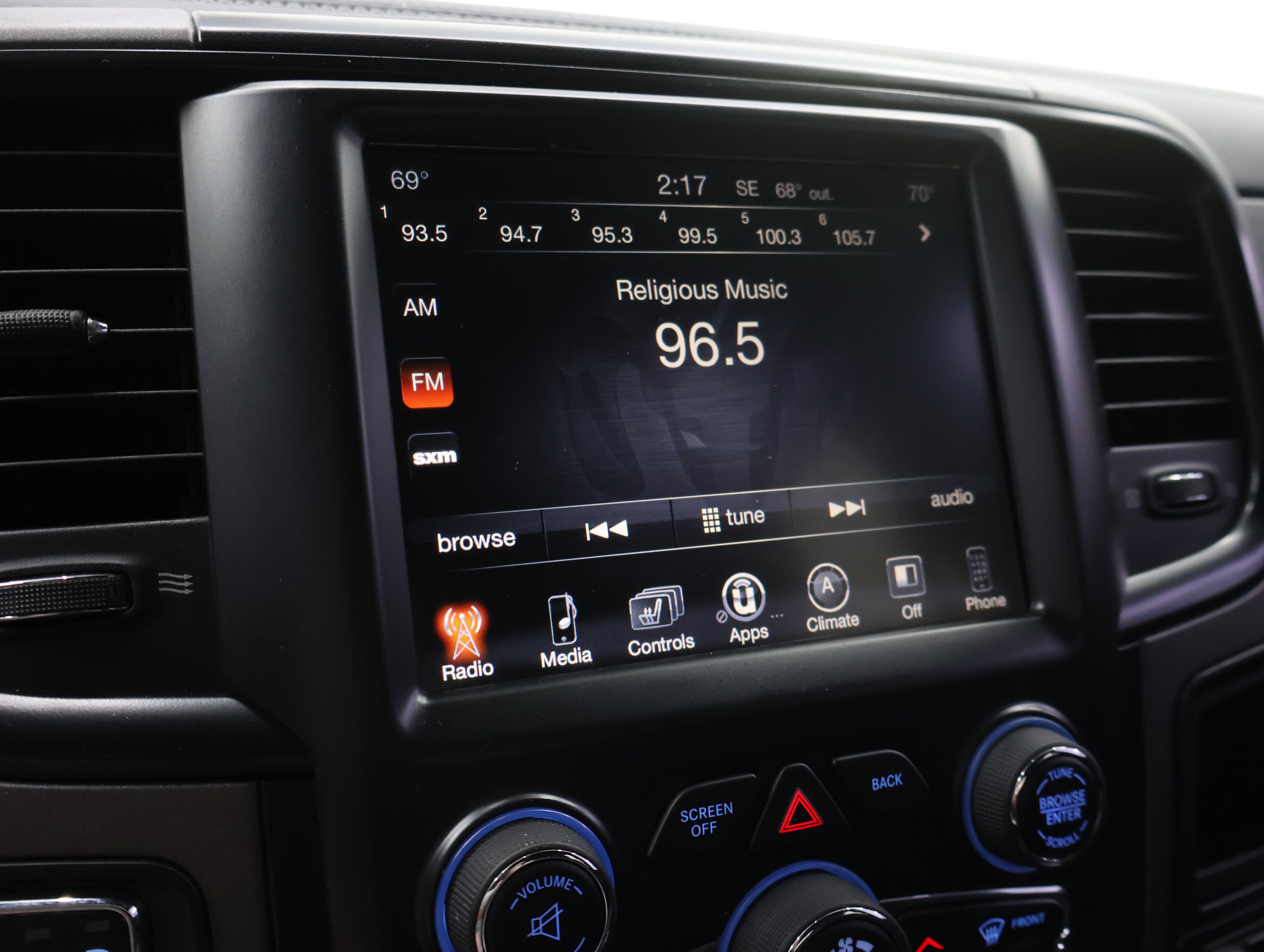 Used 2017 RAM 1500 Rebel w/ Luxury Group AWD/4WD image 10