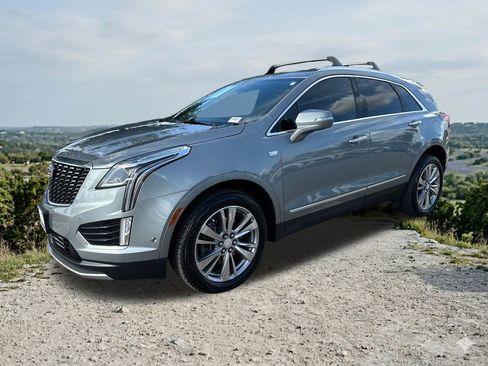 Used 2023 Cadillac XT5 Premium Luxury w/ Technology Package image 3