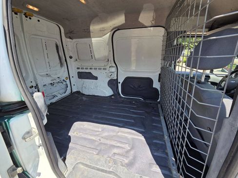 Used 2011 Ford Transit Connect XL FWD image 15