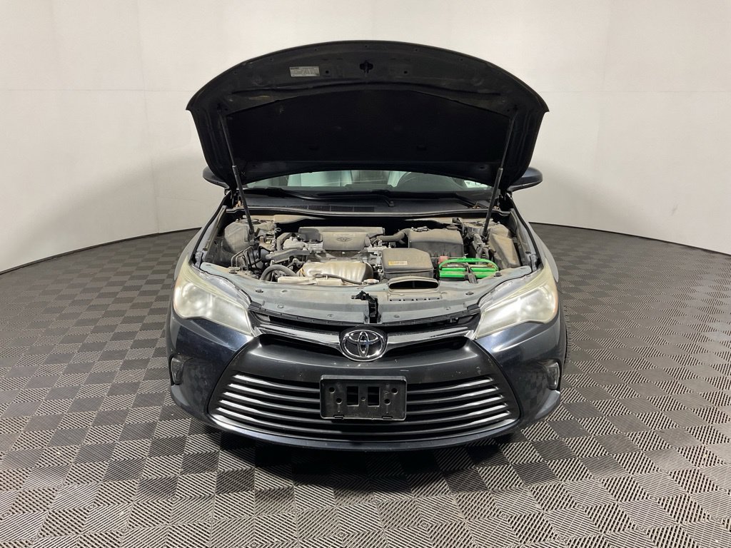 Used 2017 Toyota Camry XLE w/ Convenience Package FWD image 7