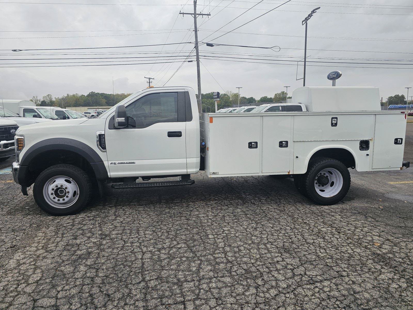 Used 2019 Ford F550 4x4 Regular Cab Super Duty image 2