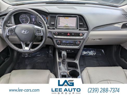 Used 2018 Hyundai Sonata Limited w/ Ultimate Package 07 FWD image 10