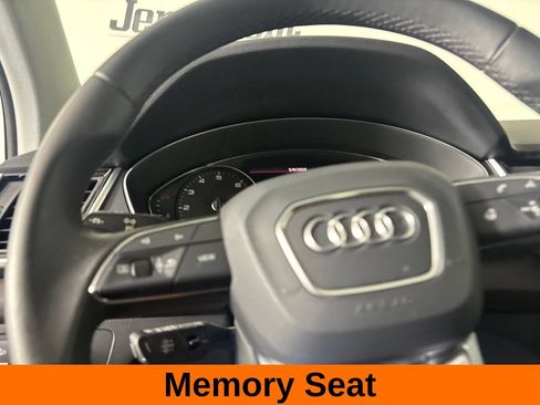 Used 2023 Audi Q5 2.0T Premium w/ Convenience Package AWD/4WD image 16