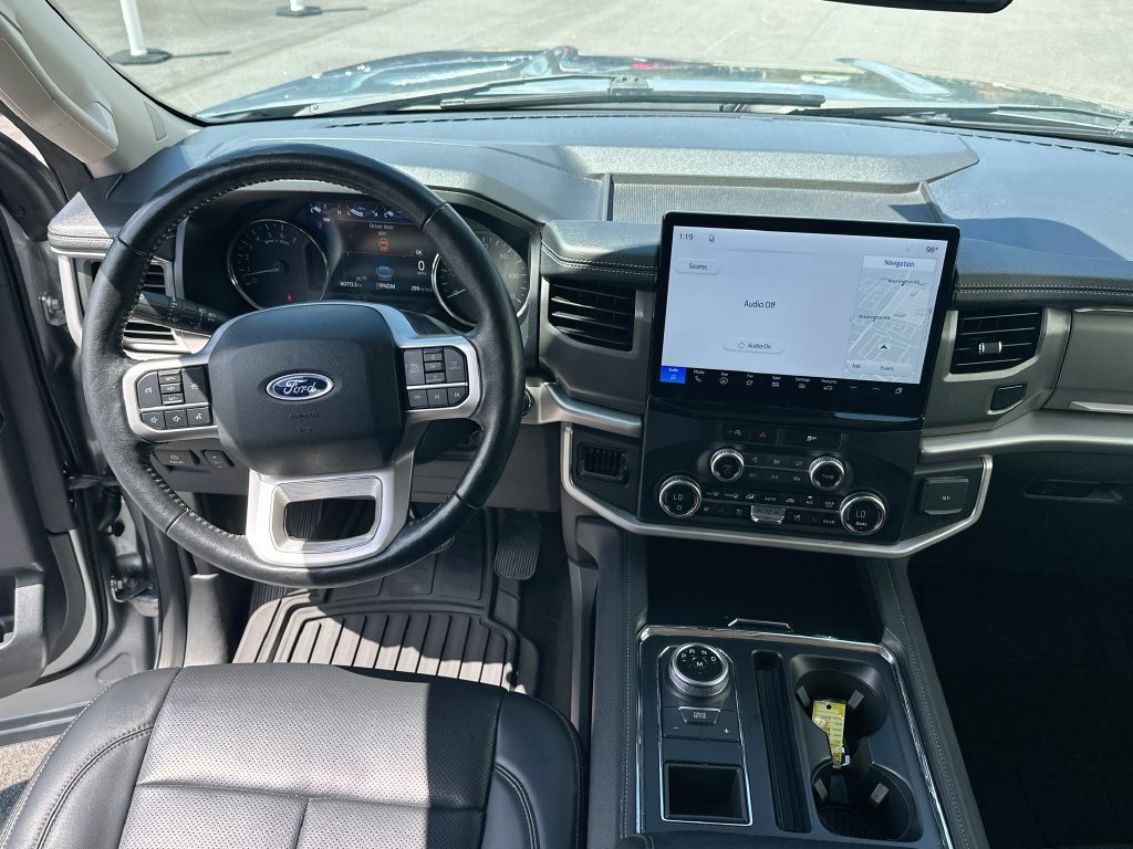 Used 2024 Ford Expedition Max XLT RWD image 19