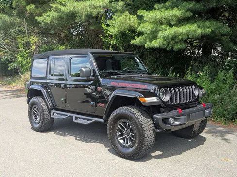 Certified 2024 Jeep Wrangler Unlimited Rubicon image 4